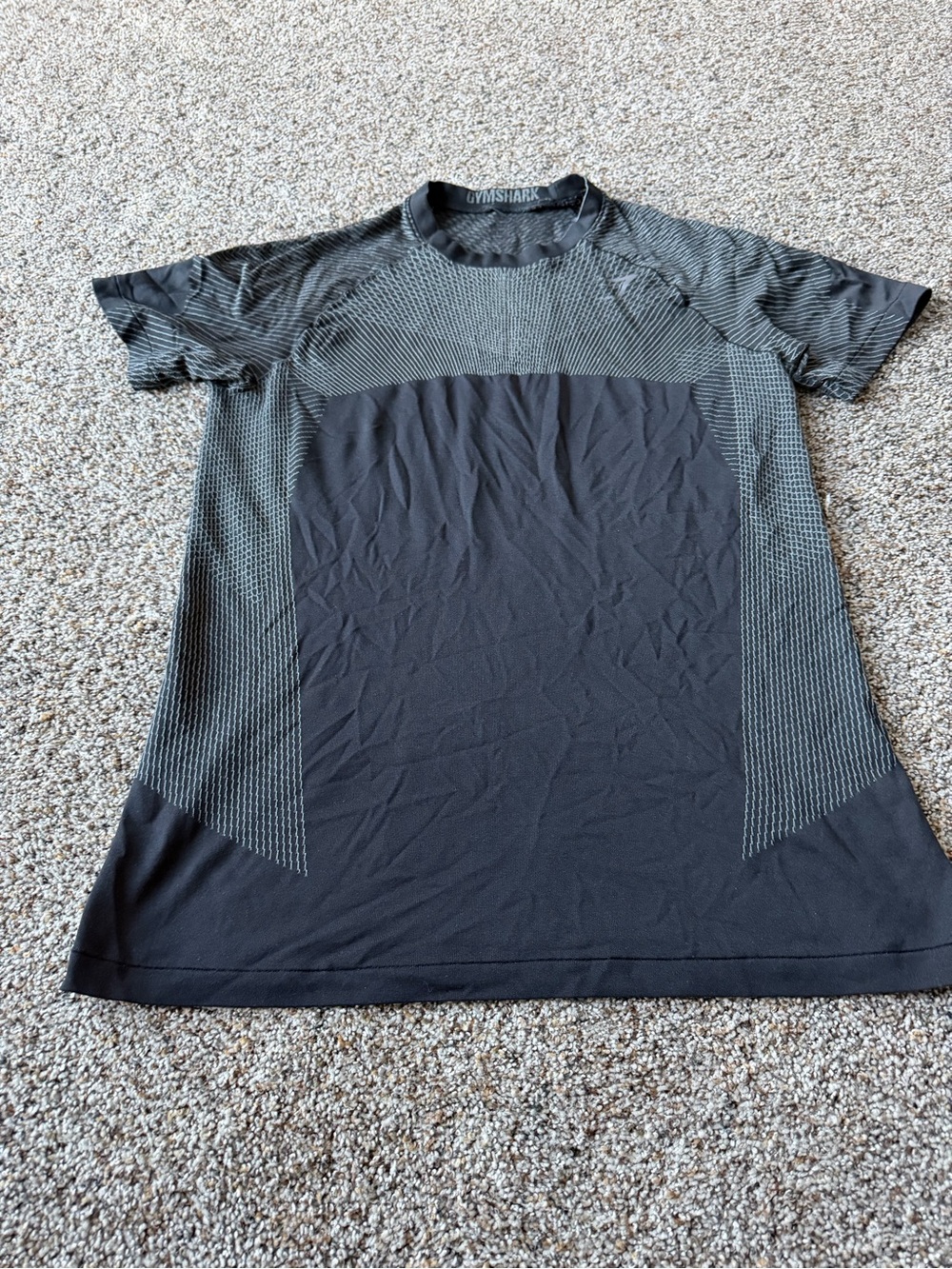 Gymshark Black Gray Seamless Short Sleeve Workout Training Top medium